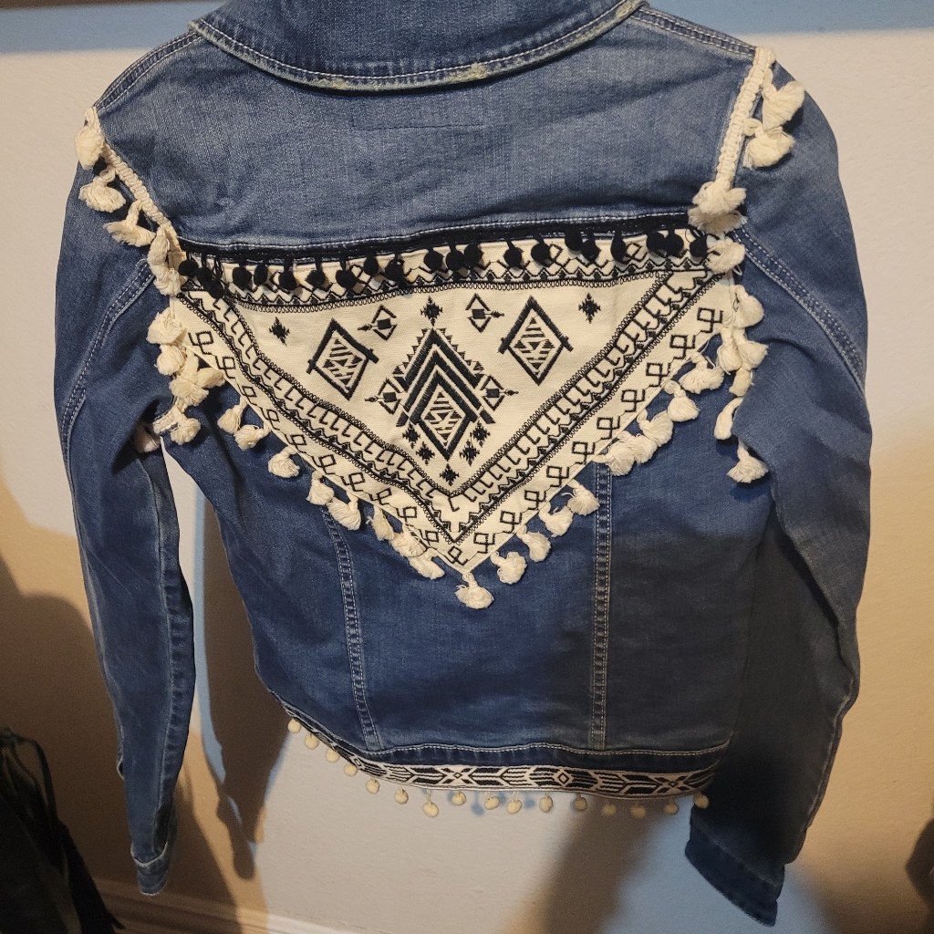 Deni. Jacket